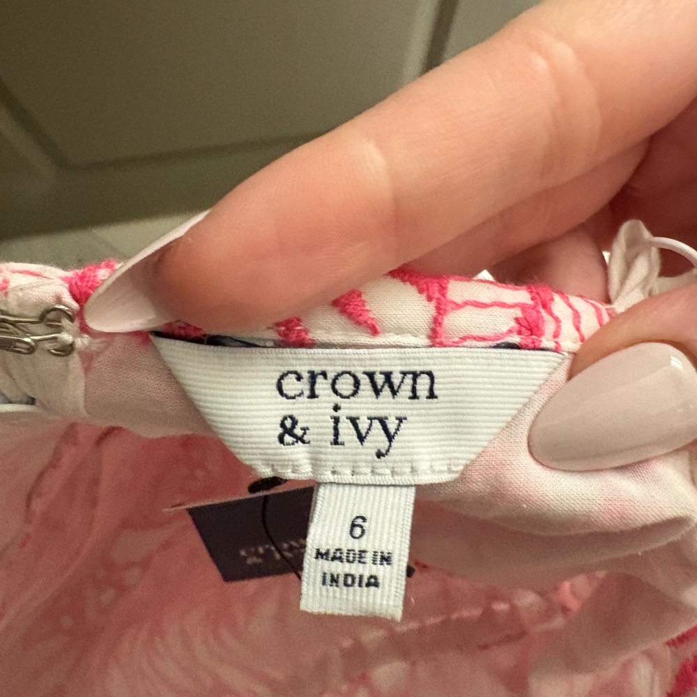 Crown and Ivy Pink and White Dress - Picture 4 of 4